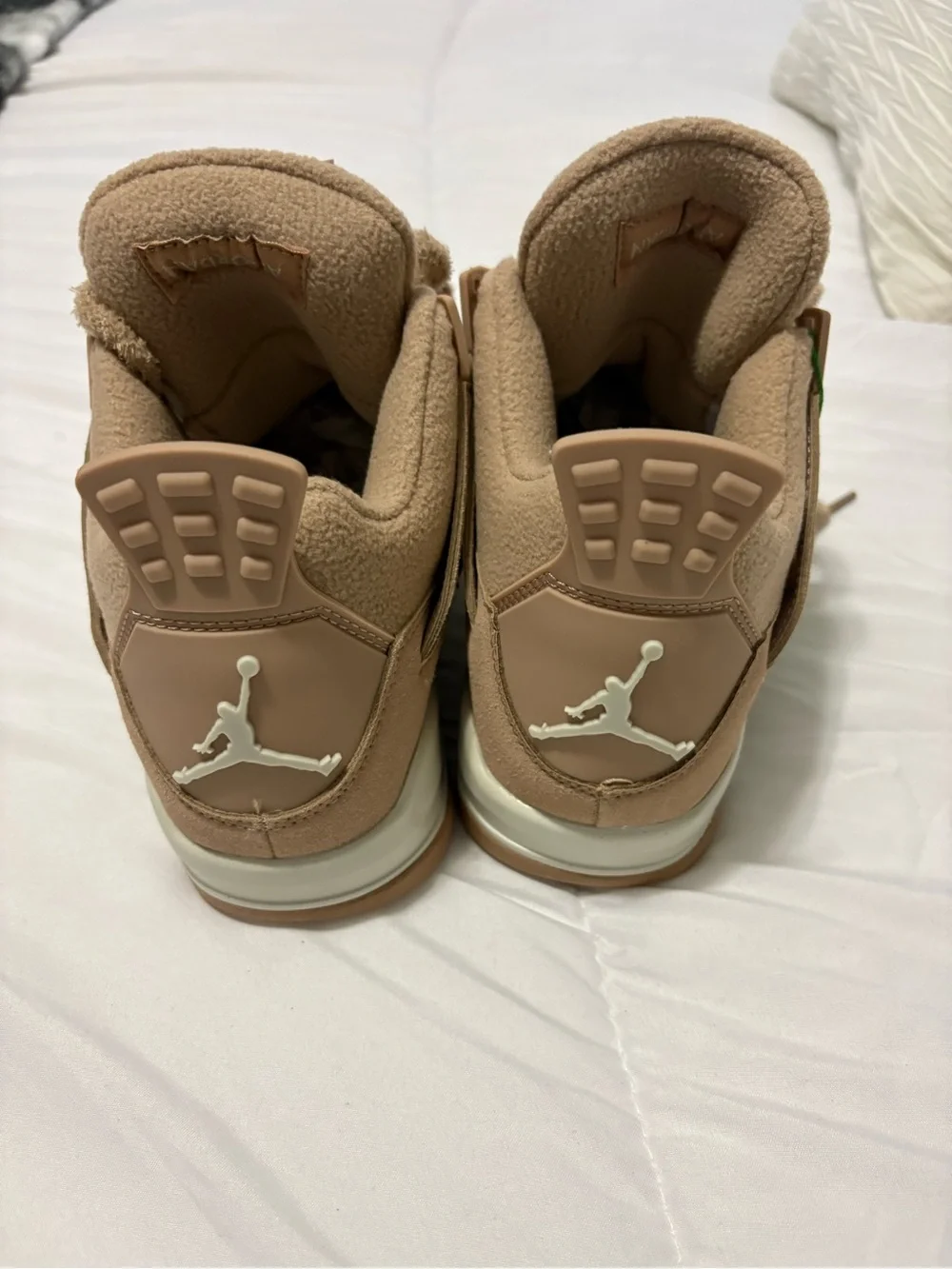 Jordan Men's Sneakers in Tan Suede and Fleece